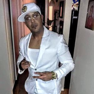 Meet your Posher, Angel aroan